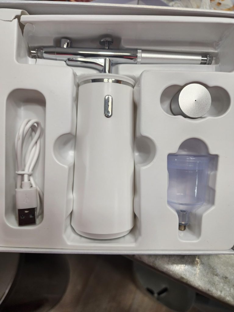 Facial Oxygen Spray Machine – Rechargeable Handheld Micro-Nano Mist Injector