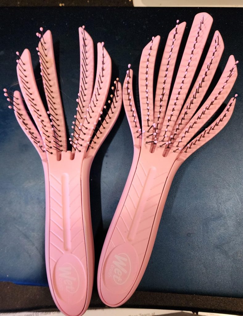 Wet Brush Go Green Curl Detangler Hair Brush