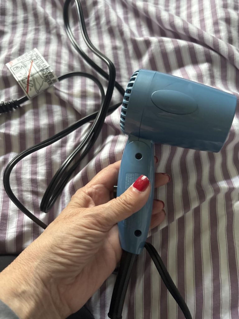 Conair Travel Hair Dryer with Dual Voltage