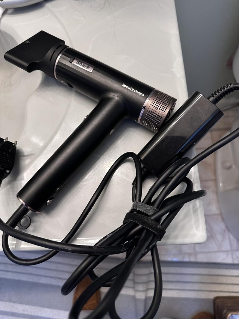 Shark Hair Dryer SpeedStyle, Portable & Powerful Blow Dryer