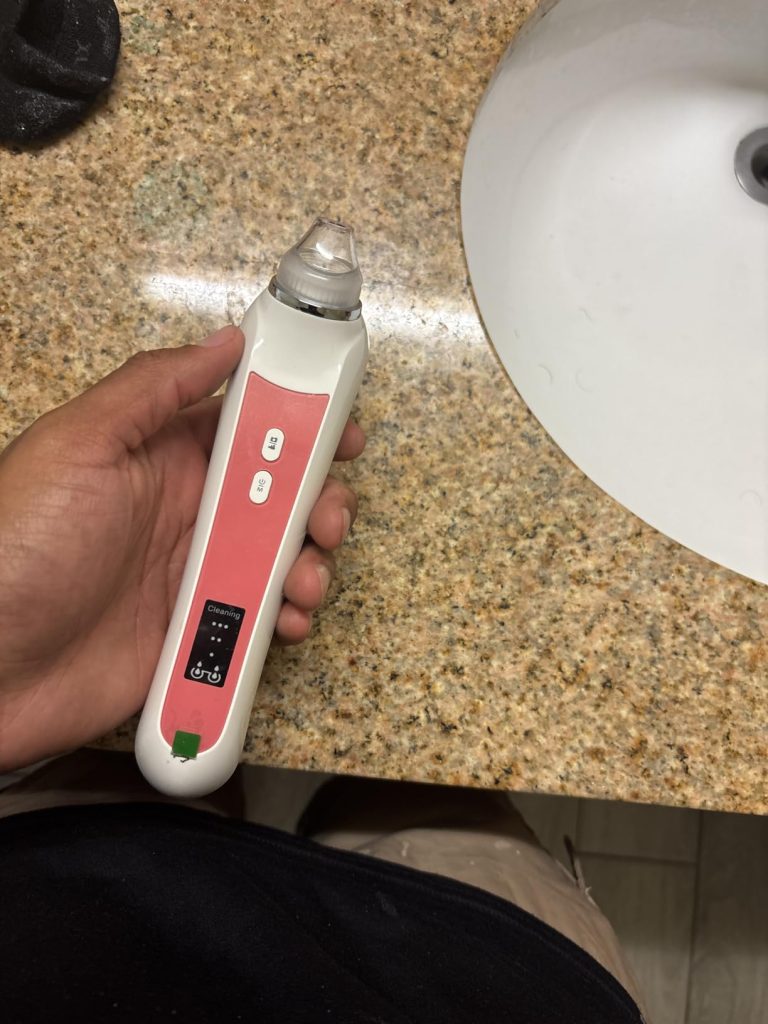 Blackhead Remover Vacuum with Camera