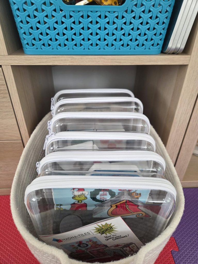 Clear Hard Shell Zipper Case Pouches