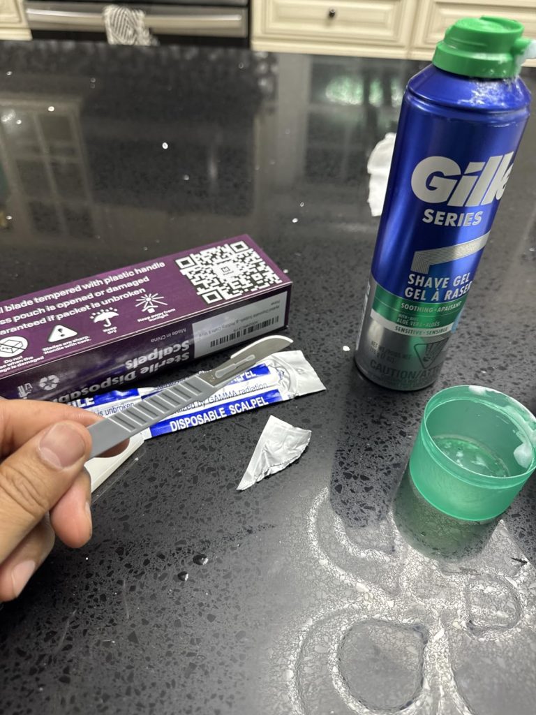 Disposable Dermaplaning Razors – Pack of 20 for Women