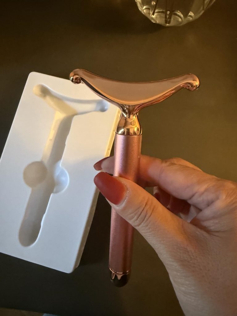 Face Massager Tool – Electric Lifting Device for Face & Neck