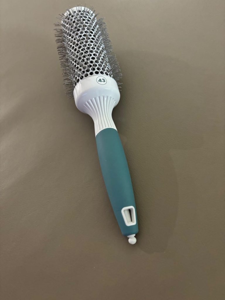 Professional Round Brush for Blow Drying – Small Ceramic Ionic Thermal Barrel Brush