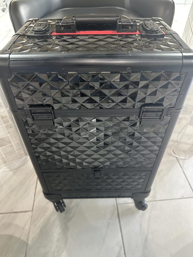 Yaheetech Rolling Makeup Train Case with Wheels
