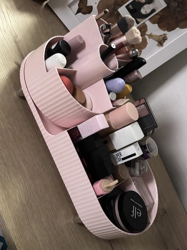 Makeup Organizer Countertop Rotating Cosmetic Display Case