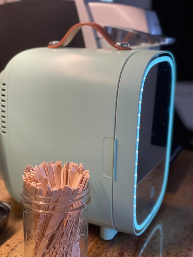 LIGIANT 6 L Skincare Fridge with Dimmable LED Light Mirror