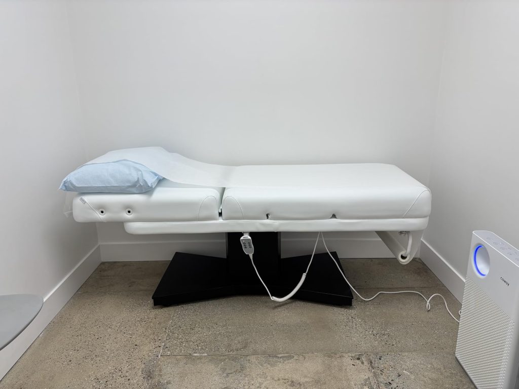 SKINACT Milo 3.0 Electric Massage & Facial Bed/Table