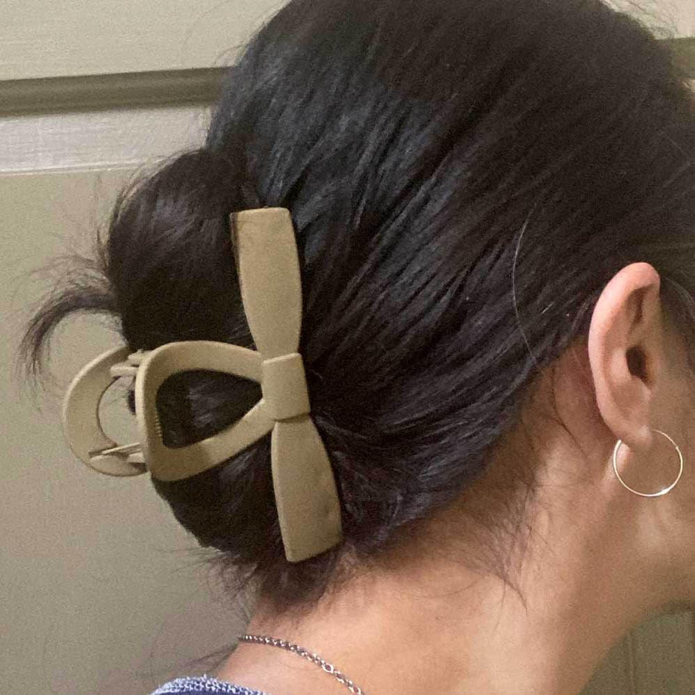 Mandydov 8 Pcs Large Hair Claw Clips